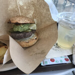 Jiyugaoka Burger Haneda Ten - 