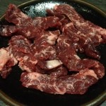 Yakiniku Hide - 中落ちカルビ。おつまみに最高！