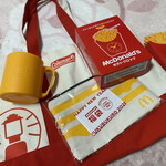 McDonald's Kuwana Apita Ten - 