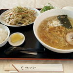 Chinese Seikatei - 野菜炒めとラーメンのセット　1,000円