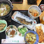 Shinyamane Onsen Beppin no Yu - 夕食 これにはっとうと手打ち蕎麦がつきます