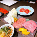 Yakiniku Shizuru Amagasaki Kyuzu Moru Ten - 