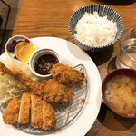 Tonkatsu × Izakaya RPG - 牡蠣ミックス定食