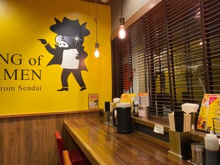 Ramen ☆ Billy Izumi Gakuin Mae Ten - 店内（座席より右まわり）➡