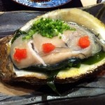 Sushi Dokoro Ichiyanagi - 岩牡蠣この大きさになるとうまいですね～