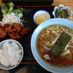 Tamura - 中華セット 唐揚げ 850円＼(^o^)／ライスお代わり（サービス＼(^o^)／本当は100円