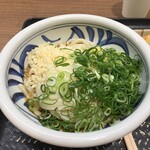 讃岐うどんの心　つるさく - 温玉ぶかっけ（並）