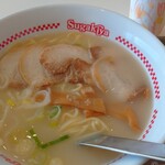 Sugakiya Hamamatsu Nishi Ion Ten - 肉入ラーメン(コショー入れています)