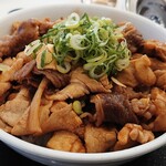 吉野家 - 肉が大量だよ