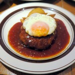 Buffet and Grill Chefs Goodies - ハンバーグはジューシー