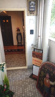 BUONO BUONO - お店入り口