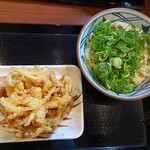 丸亀製麺 - ぶっかけ＋野菜天＋いなり