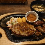 Bikkuri Donkey Ishinomaki Ten - ハンバーグ＆コロコロステーキ