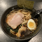 Private rooms × Seafood Izakaya Karina - ブラック正油ラーメン680円