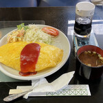 シャトー クワナ - オムライスランチ800円税込み