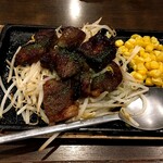 Shirokiya Minamisunachoekimaeten - 『カミナリステーキ』のカットステーキ。