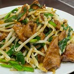 広東風小皿料理 酔香園 - ニラレバー炒め