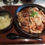 Higashinada Beef Niku Gekijo - 大劇場丼