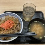 吉野家 - 牛丼と味噌汁