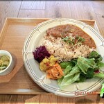 カレーと甘味 ここか - A　自家製惣菜たっぷりのカレープレート