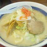 8 Ban Ramen Tamashima Ten - 野菜ラーメンとんこつ味 