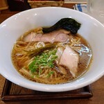 Menya Shiki - 令和元年7月
                        醤油しき麺 細麺 700円