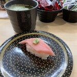 Hama Zushi Ichihara Goi Ten - 中トロ・粗切り本わさびのせ。99円