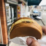 近藤商店 - 紅あん回転焼　９０円