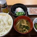 すき家 - まぜのっけごはん定食