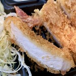 Tonkatsu Shinjuku Saboten Delica Urayasu Nishiyu Ten - ロースかつ 接写。