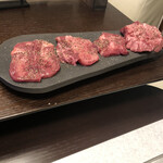 Wagyu Yakiniku to Shinsen Horumon MIYAKO - 