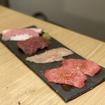 Yakiniku Tonbi Sakae Ten - 