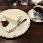 Jikabaisen Coffee Kitenkan Marunouchi Ten - 純白のレアチーズ