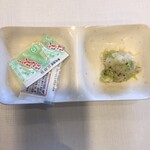 焼肉じゅうじゅうカルビ - 白いお洒落な器。