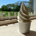 Kobayashi Bokujou Okashina Soft serve ice cream Koubou - よーぐるとそふと（380円）