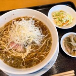 中華風食堂 HANA - HANAそば(830円)