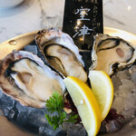 Kobe Sannomiya Oyster House - 