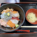 江の島 ハルミ - 海鮮彩海丼