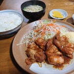 Takara Shokudo - チキン生姜焼き定食