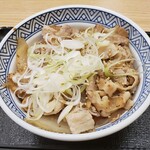 Yoshinoya Tsubame Sanjo Ten - ねぎ塩豚丼(頭の大盛り)　626円