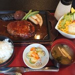 Wafu Restaurant Momokawa - 