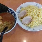 Tenhou Okayama Hashi Ten - 濃厚つけ麺