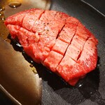 Yakiniku Bar Gyugyu Gyu- - 