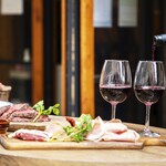 MEAT&WINE WINEHALL GLAMOUR Ueno - 