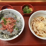 Naka U Nishi Kawaguchi Ten - 刺身しらすと生桜海老丼、小うどんはクーポンでサービス(2021.5.28)