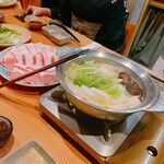 Agu Shabushabu Ao - 