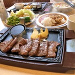 Steak Gusto Nagoya Yomogidai Ten - 