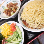 日高屋 - 黒酢しょうゆ冷し麺＆やきとり丼餃子セット