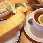 Komeda Coffee Ten Matsudo Akiyama Ten - レモンティー、モーニング、コールスローサラダ