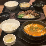 Kalbi Don to Sundubu Senmonten Kan Don Gifu Rokujo Ten - 